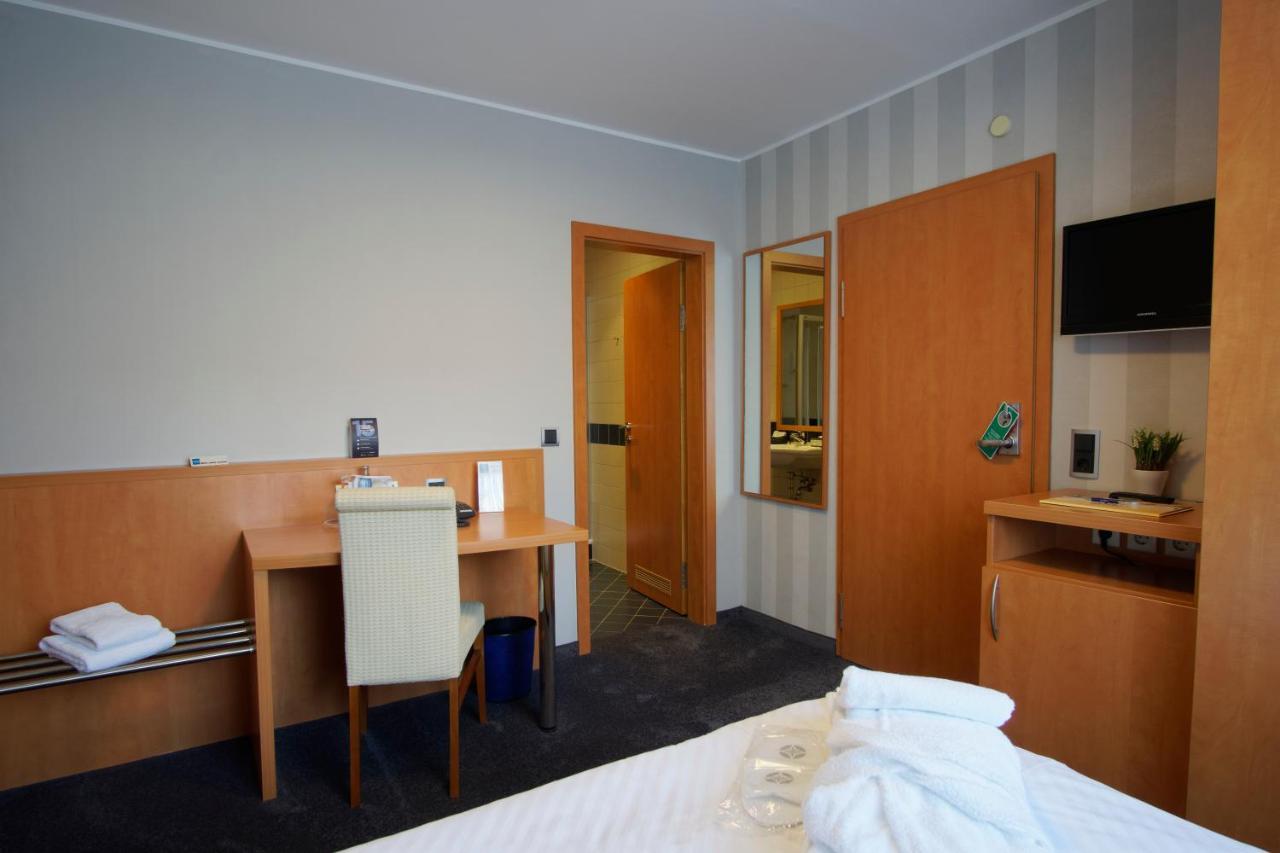 Lavital Sport- & Wellness Hotel Wesendorf Buitenkant foto