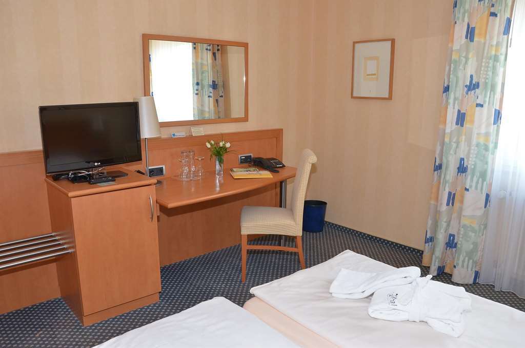 Lavital Sport- & Wellness Hotel Wesendorf Kamer foto